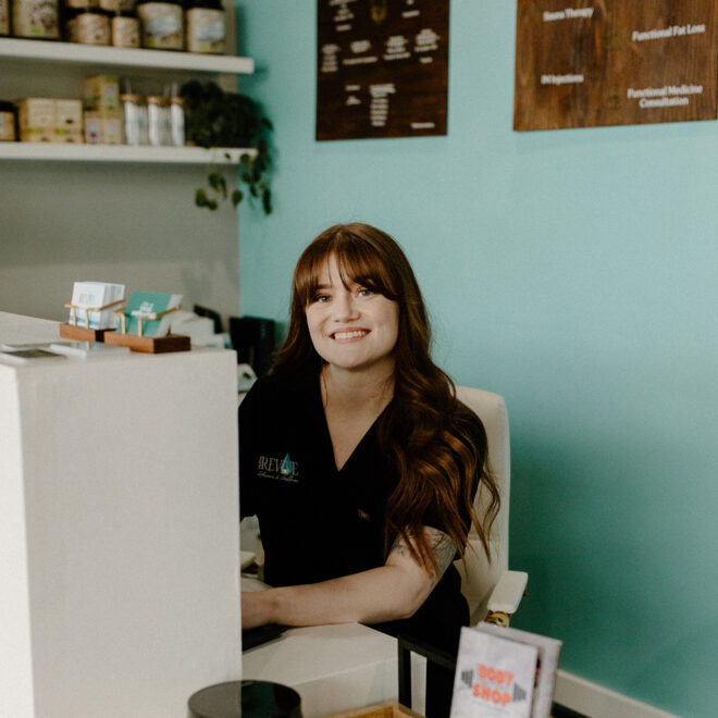 revive-wellness-&-infusions-roseburg-oregon-front-office-with-medical-assistant-mom-health-summer